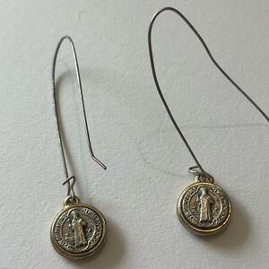 Elegant gold Dangle Earrings